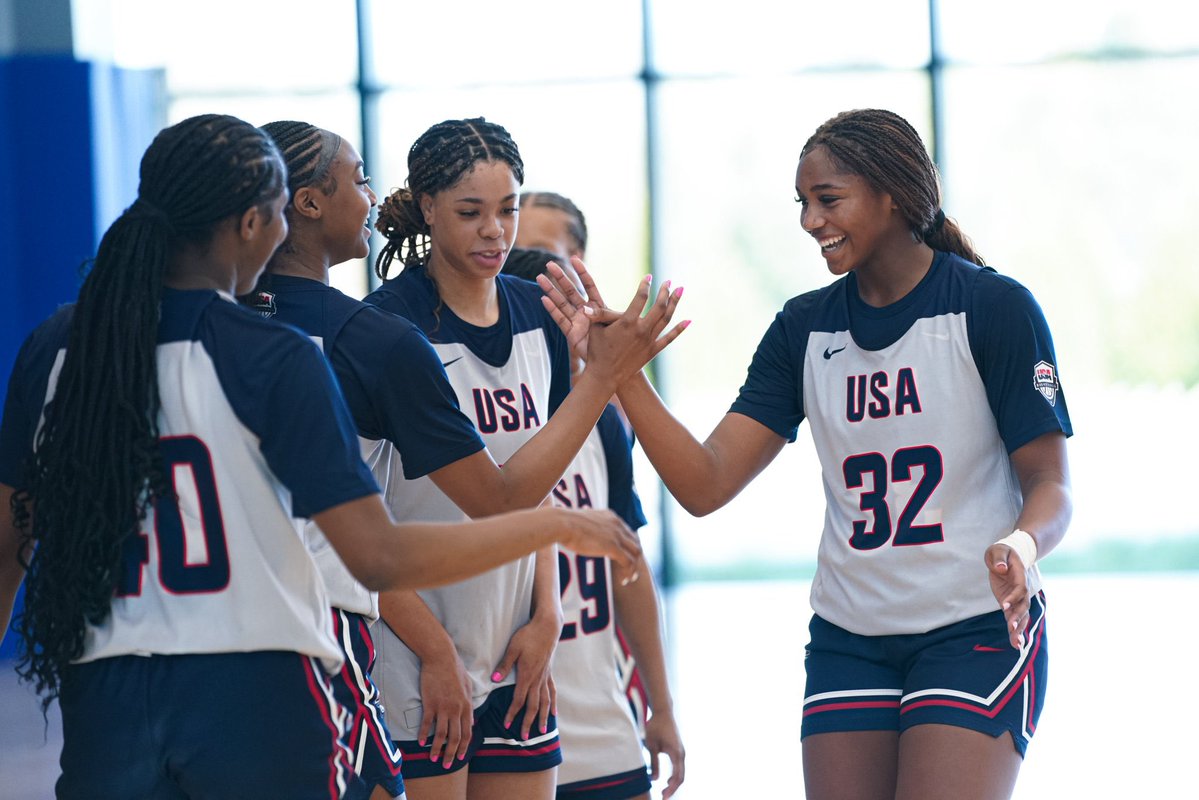 LegionGHoops tweet media