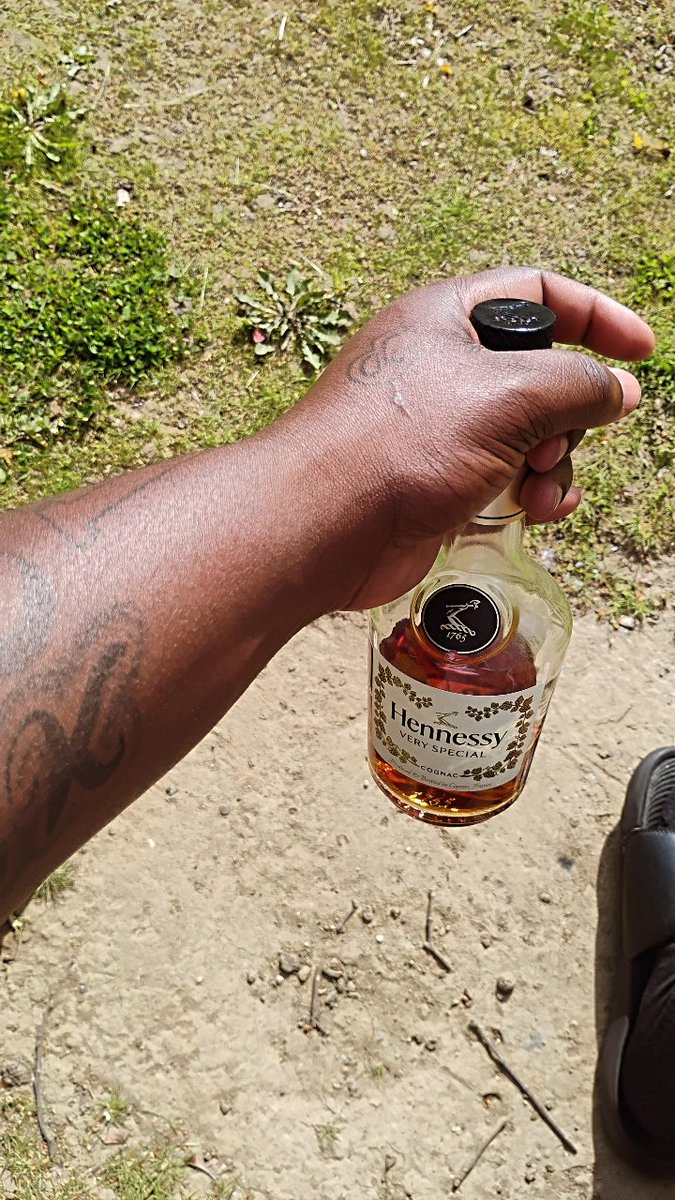 DarkHorse662 tweet media