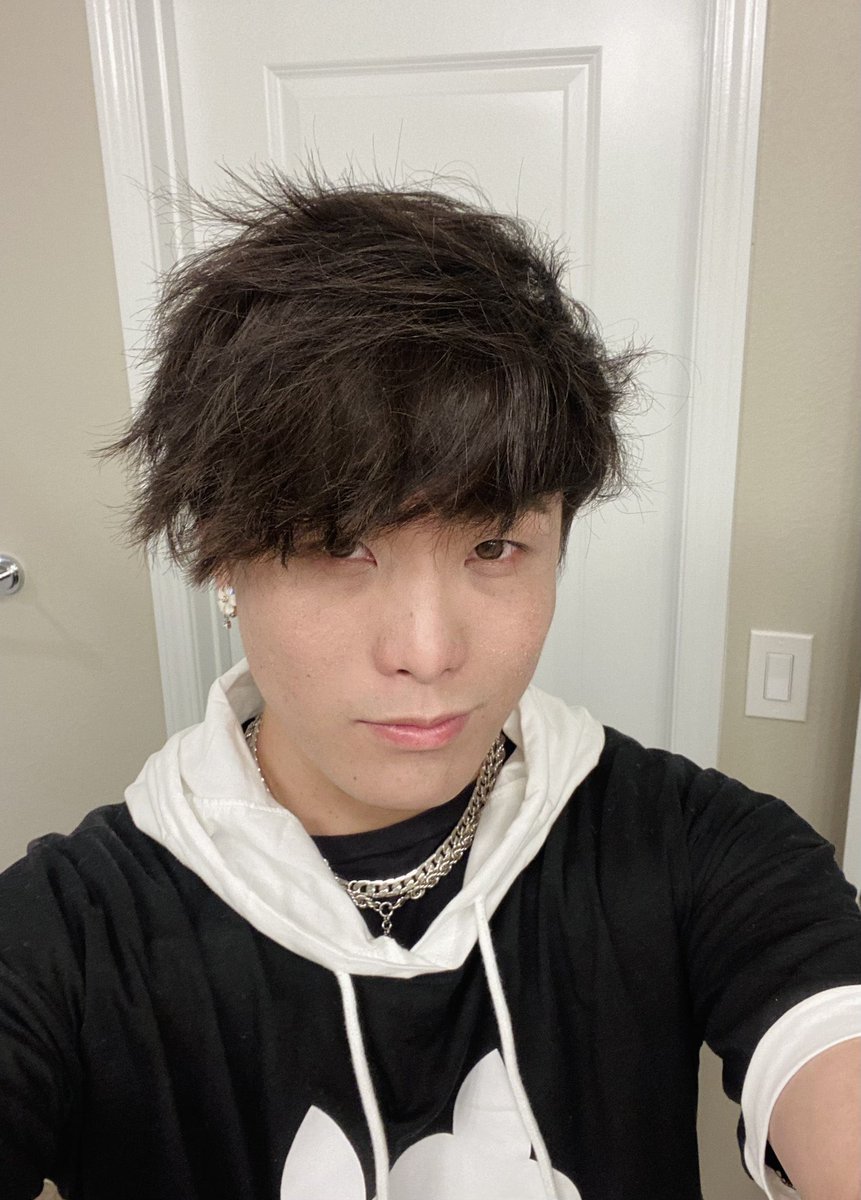 FearBuck tweet media