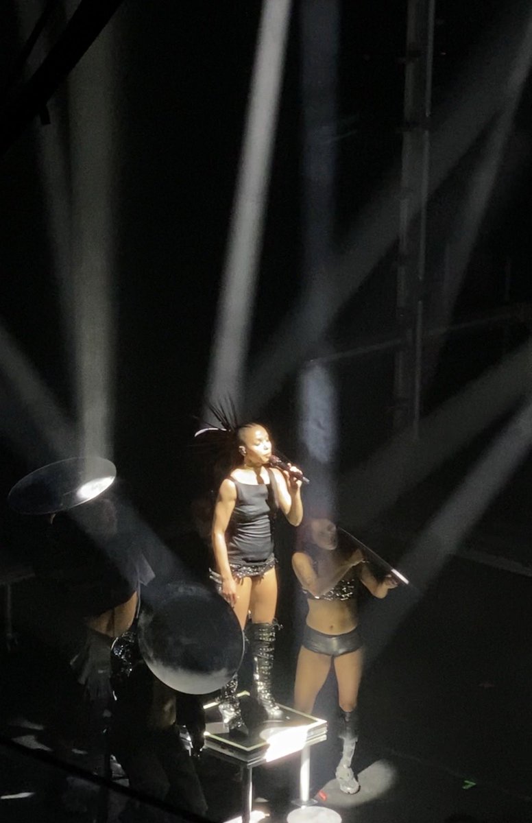 An0r3xic Blunt tweet media