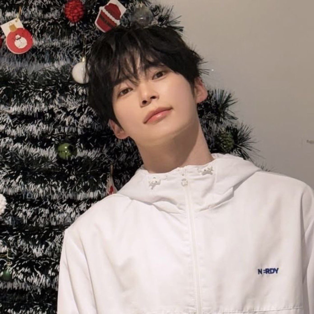 saturn🧚🏻‍♀️ tweet media