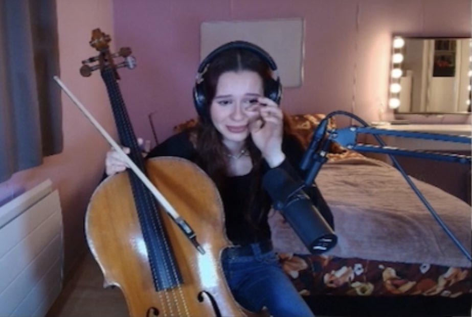 Clara 🩸 tweet media