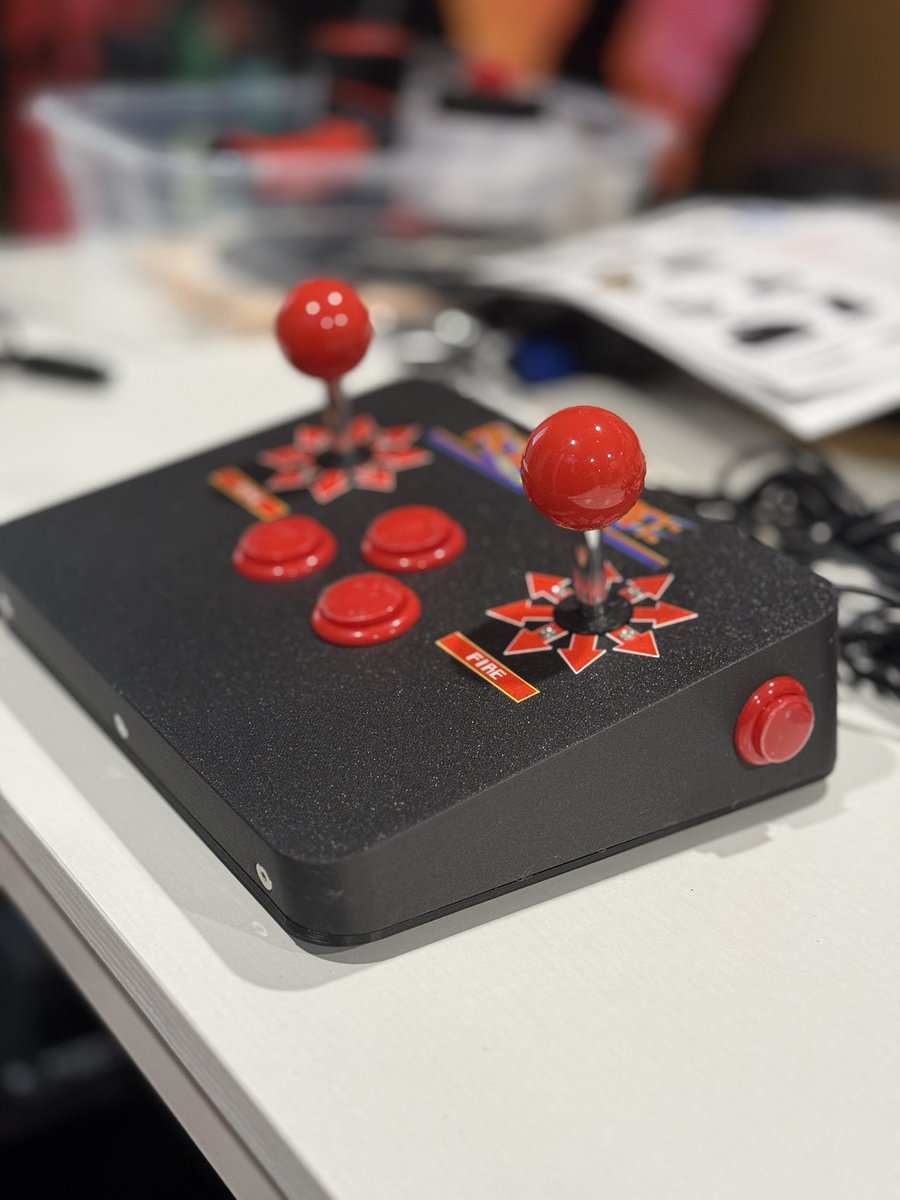 retrogameboyz's tweet image. Workbench Update: #Atari 7800 / 2600 dual stick Robotron theme - shipping out. Thanks so much for your patience- works great with many dual and single stick titles for the original hardware.  USB multi button also available , stick and spinner version revamp coming soon!