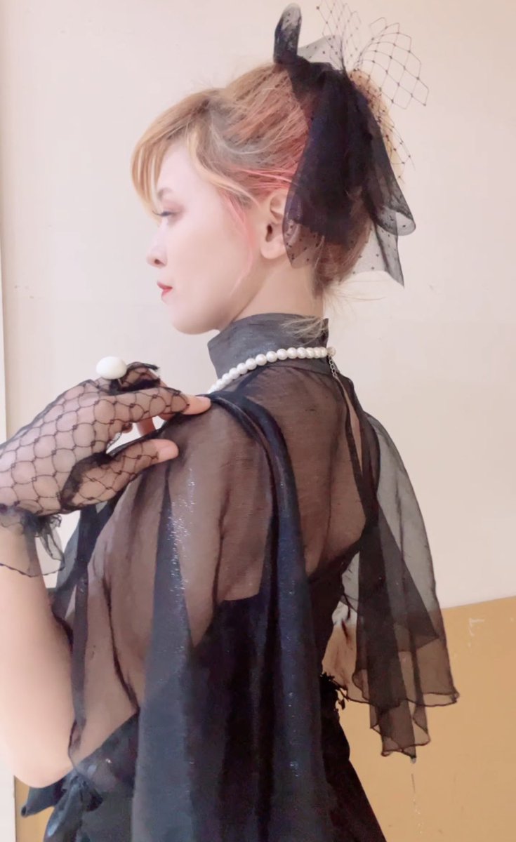 mary6_9mary's tweet photo. ◆ 土日はファッションショー!◆

4/18(土)､4/19(日)
両日 13時の部か16時の部

新百合ヶ丘オーパ
SustinableFashionFes
くるくるファッションSHOW

概要
https://t.co/2HTEd2rexj

衣装を纏ってランウェイです
”着なくなったけど誰かに着てほしい服”を託せる箱もある!

ご興味あったらいらしてね🤘 https://t.co/FEawxvUllm