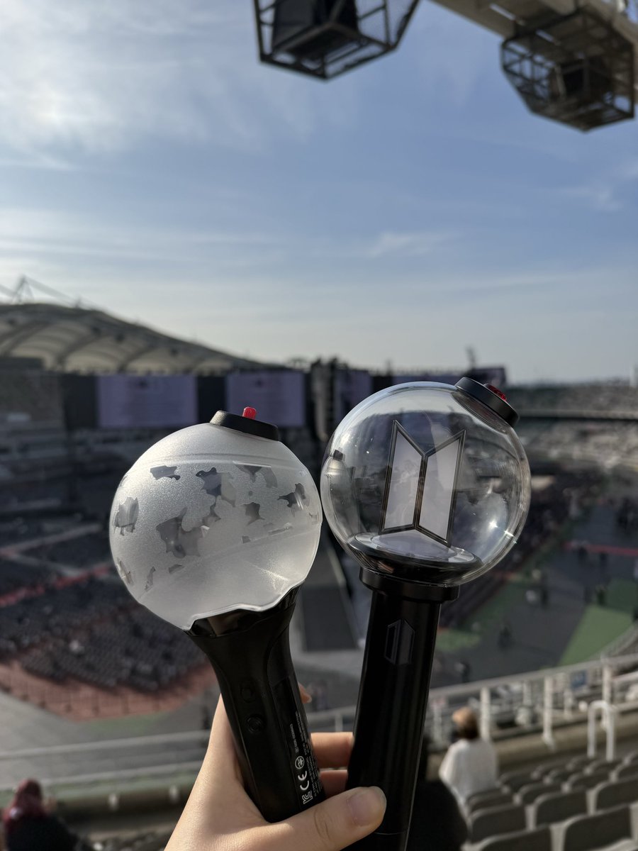 mooon_dall's tweet photo. 💜💜 즐거웠당 삼미밤 이제 안뇽… https://t.co/k1YMDf7DNt
