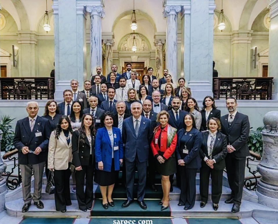 Maryam🇮🇷🇸🇪 tweet media