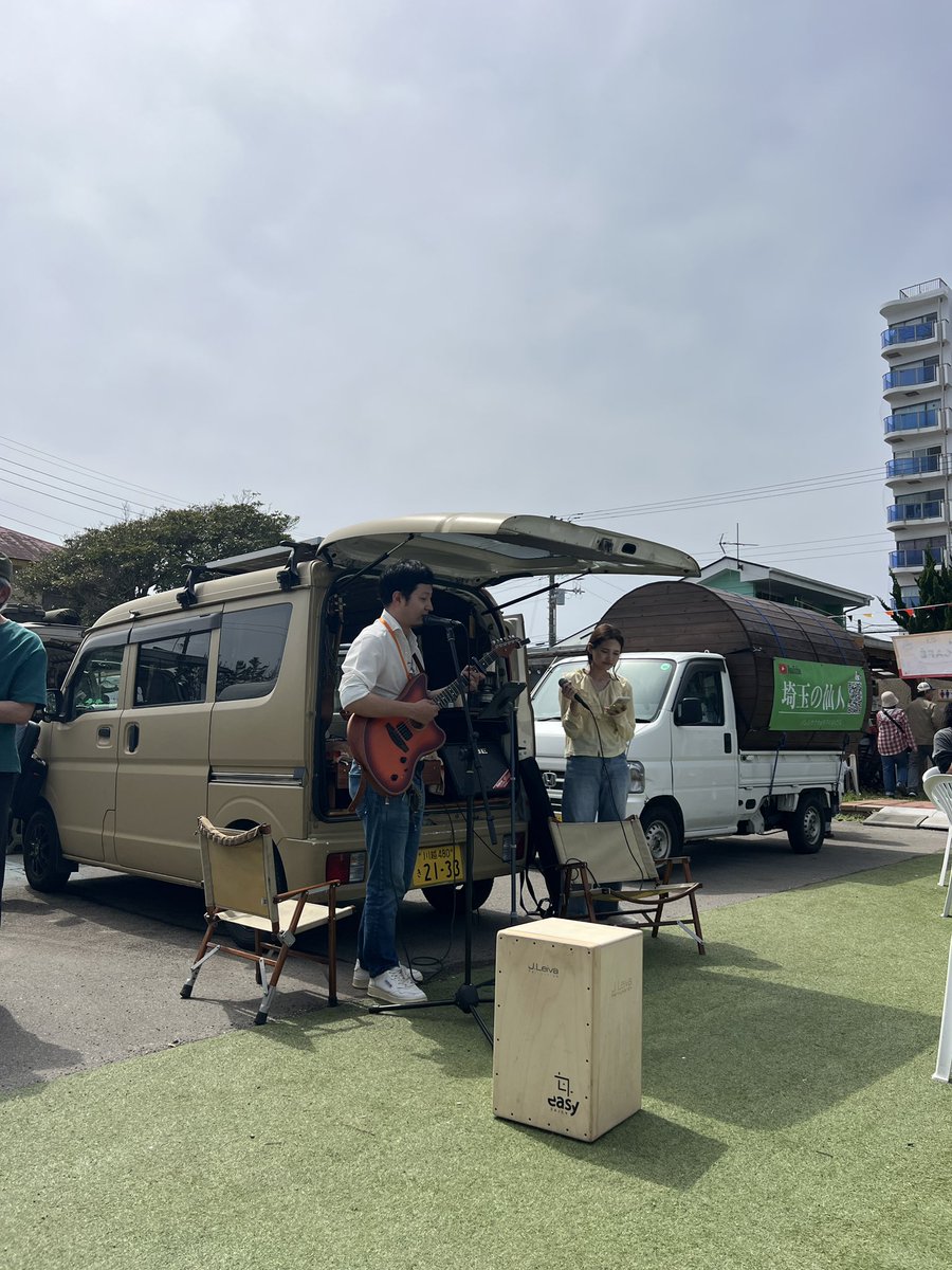 chomocamp's tweet photo. うた歌い隊の皆様も
会場の雰囲気を作ってくださり
ありがとうございます☺️✨

途中から参戦メンバーも😊 https://t.co/nYtJm76pFM