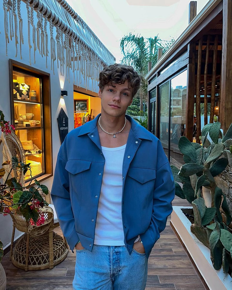 Ted Tonks tweet media