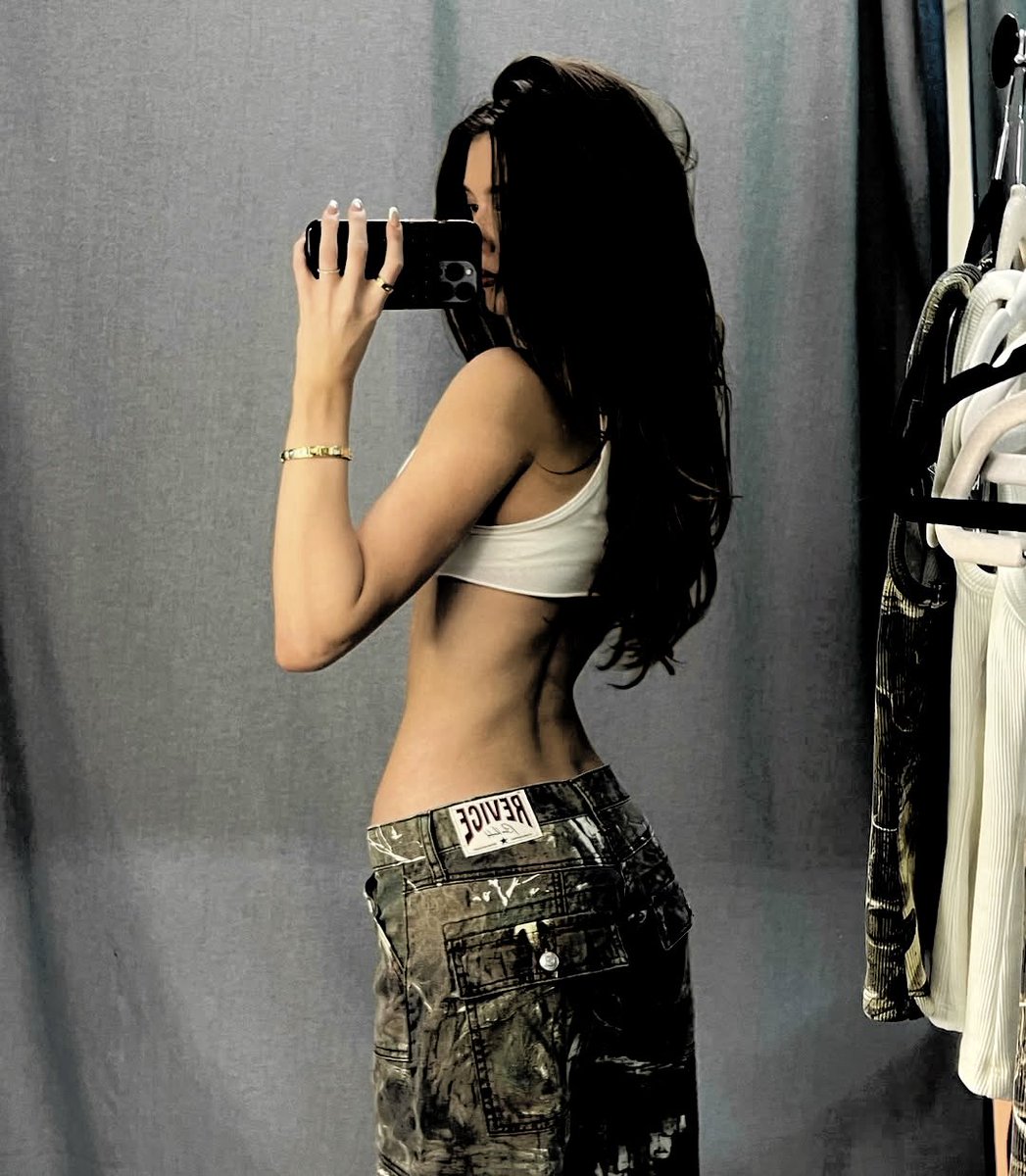 𝒔𝒍𝒐𝑎𝑛𝑒. tweet media