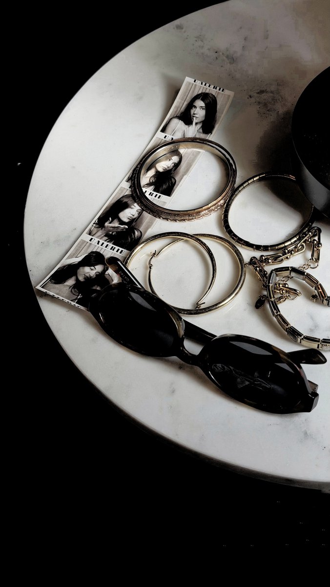 𝒔𝒍𝒐𝑎𝑛𝑒. tweet media