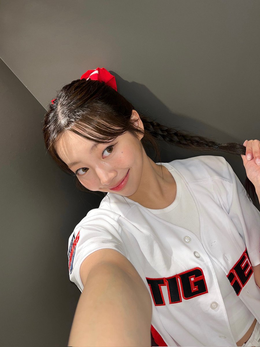 EmWallen tweet media