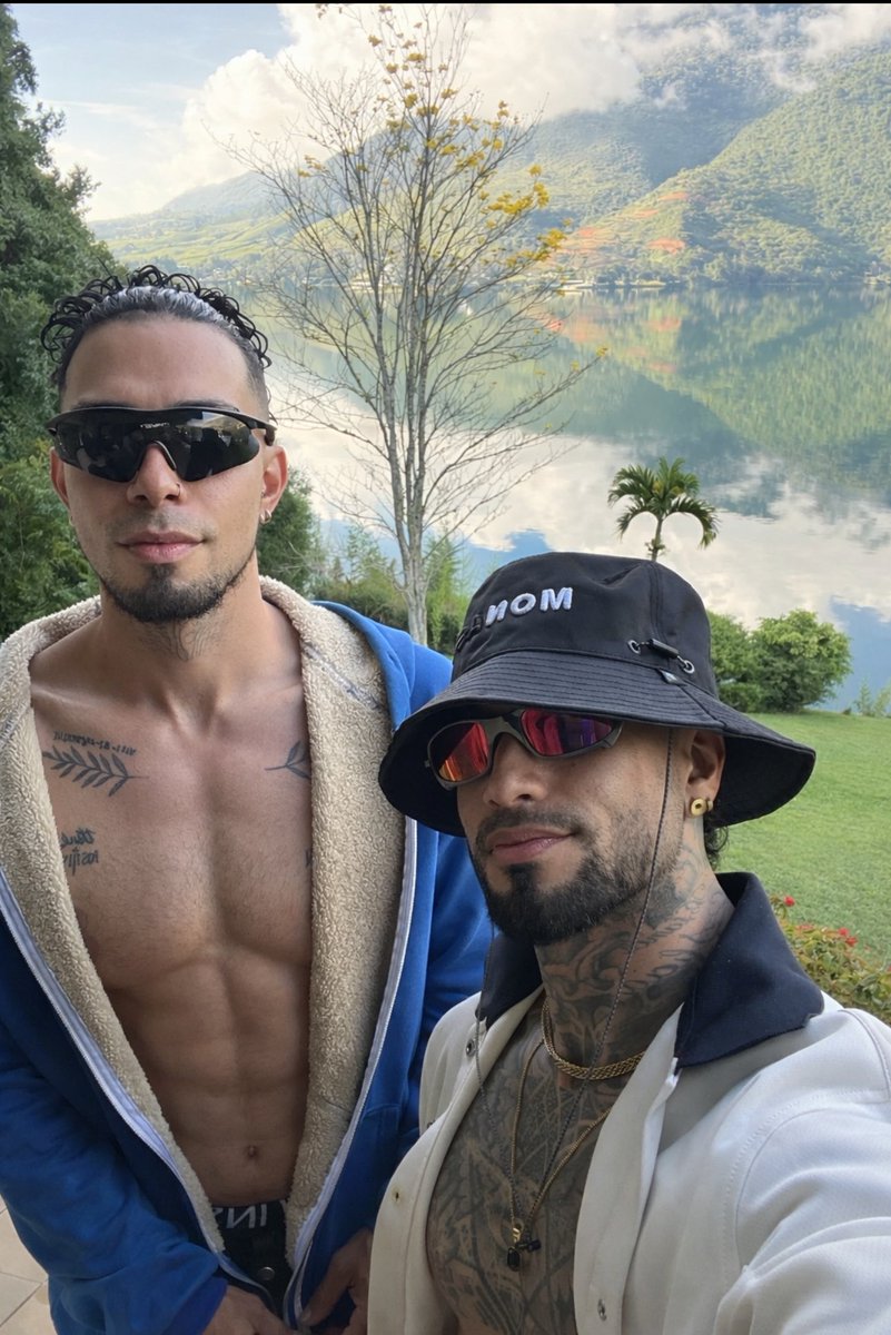 JuanSeb020196's tweet photo. Con el nene ❤️🔥 https://t.co/w10hnOjdEA