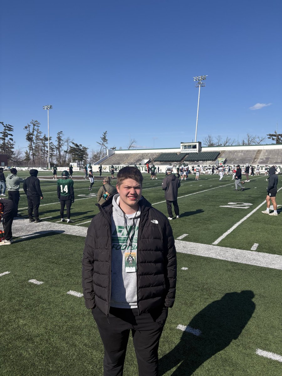 CaseyPFB27's tweet photo. Thank you @BrandonLabath and @CoachBolte for having me out at junior day this weekend! @HolyFamilyFB @coachcwilkie https://t.co/3hxc43fuKk