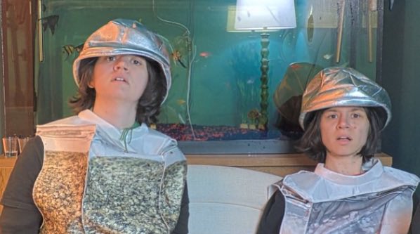 So going into the final, we’re all team twincest now right? 
#fishtanklive