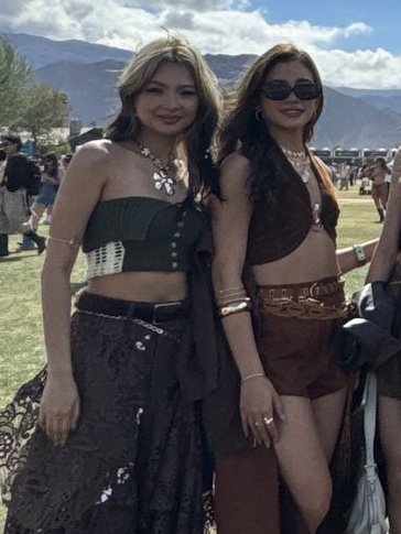 Mikha Colet Visuals ✨ tweet media