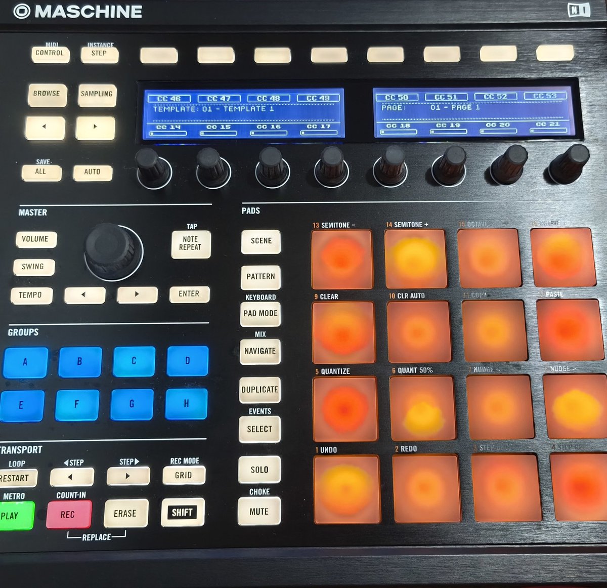MASCHINE MK2 トランスファー済 maschine mk2 付属品のトランスファーIDが無い中古を購入してみた