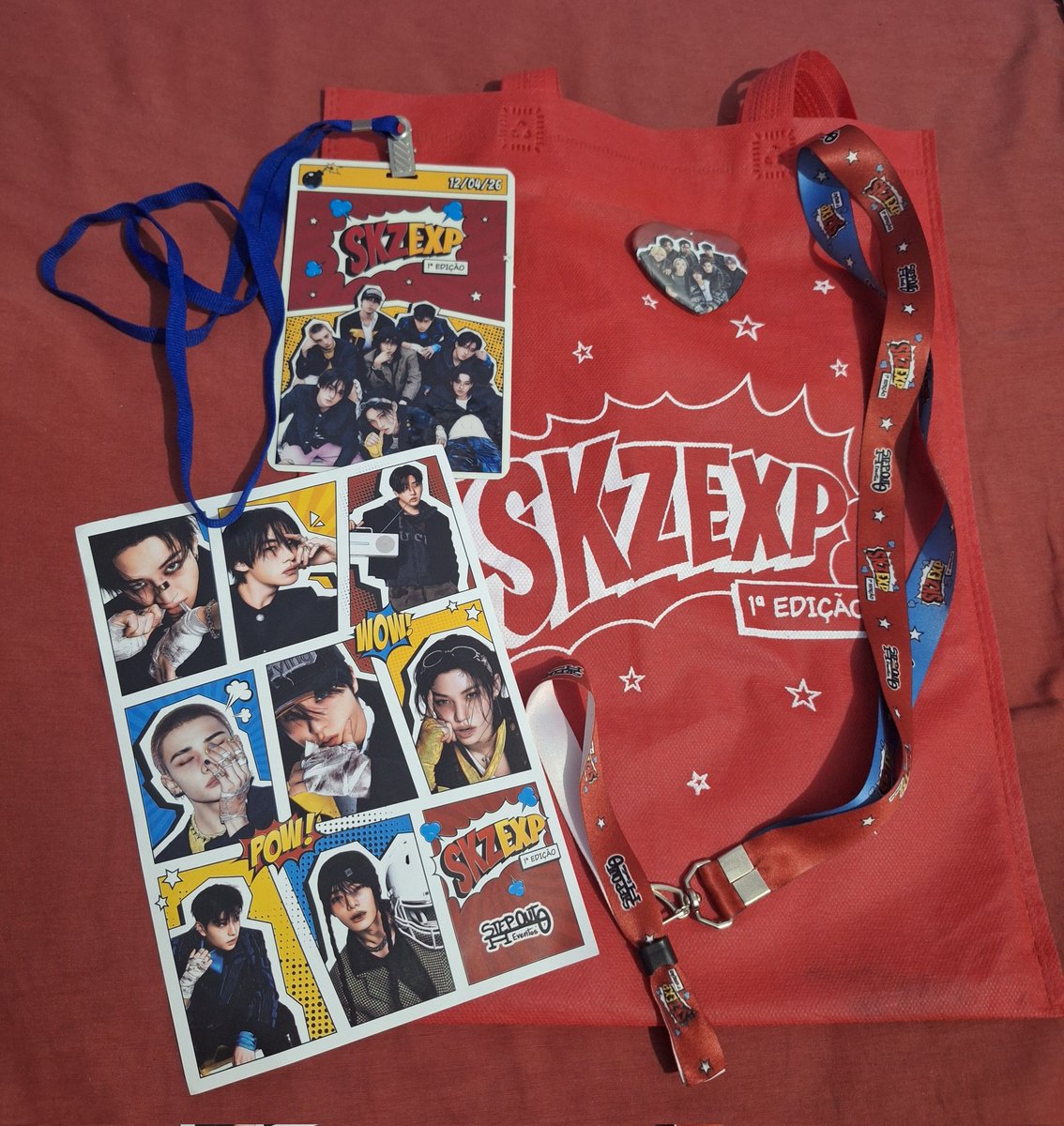 miojinhokss's tweet photo. de hoje na @skzexperience 

vou mostrar tudo que eu comprei/ganhei separadinho por lojinha aqui 👇🏻 https://t.co/Z09Ip9hG2b