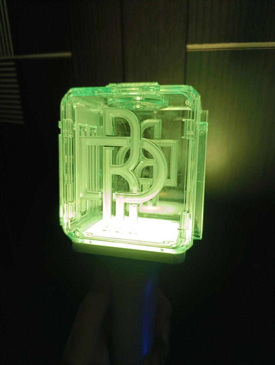 utobyuti's tweet photo. Help RT 💚
Open Rent Neobong/NCT Lightstick Ver 2 for JNJM FANMEET in Jakarta

🍀Include New Battery 
❌ No Deposit 
mauu tanyaa" dulu boleh banget dm/wa aku link di bio yaa ><

(Emblem Dream Mix Unit)
wtr wtb wts ls nct jnjm fanmeet jkt https://t.co/GnXyxUsCEd