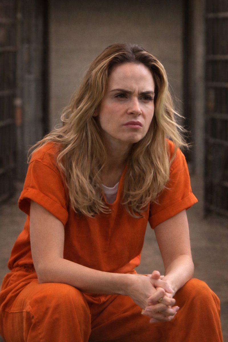 sully de rosa laranja e branco tweet media