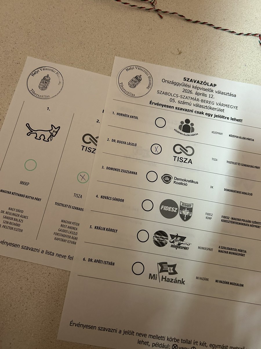 𖦹 lara 𖦹 tweet media