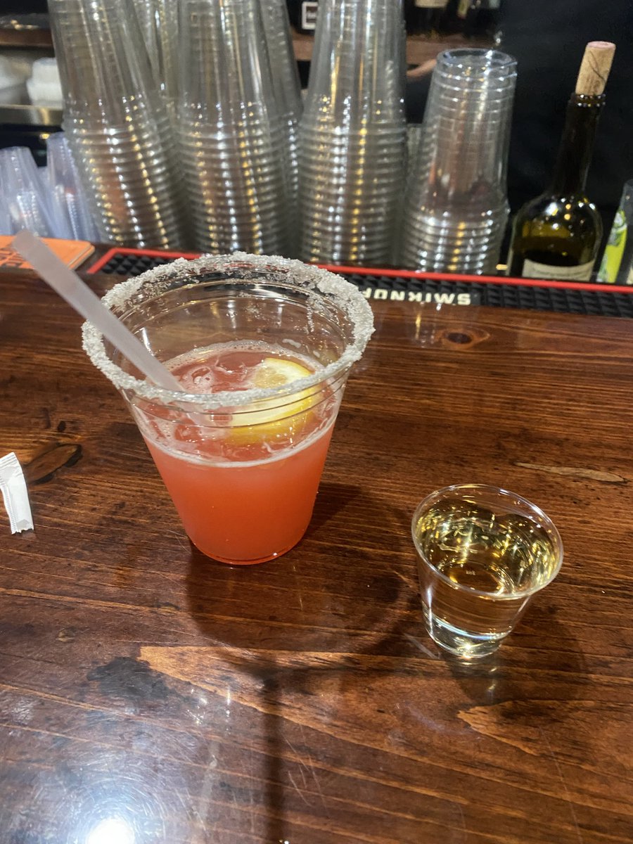 l0money_'s tweet photo. show me a good time!!!🤍🥰 #DoubleHMom https://t.co/VptZa7N8U8