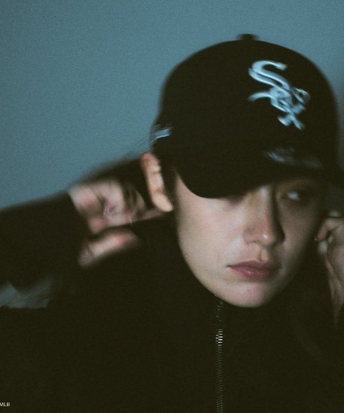 STUDIOUS_JP's tweet photo. ◻︎BASICKS Newera White Sox Cap BLACK🖤🤍

https://t.co/N70tBgqA78 

#ZOZOTOWN
#BASICKS
#studious https://t.co/WD6i2mQygm