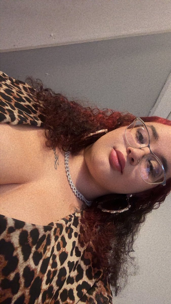 Izzy Glizzy tweet media