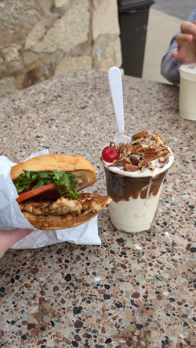 🍊 tk tweets 📖 tweet media