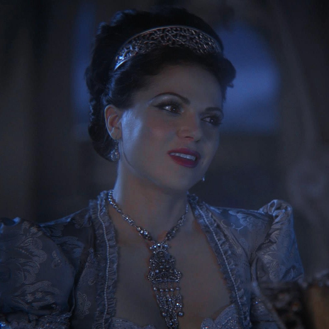 evil queen & ef regina tweet media