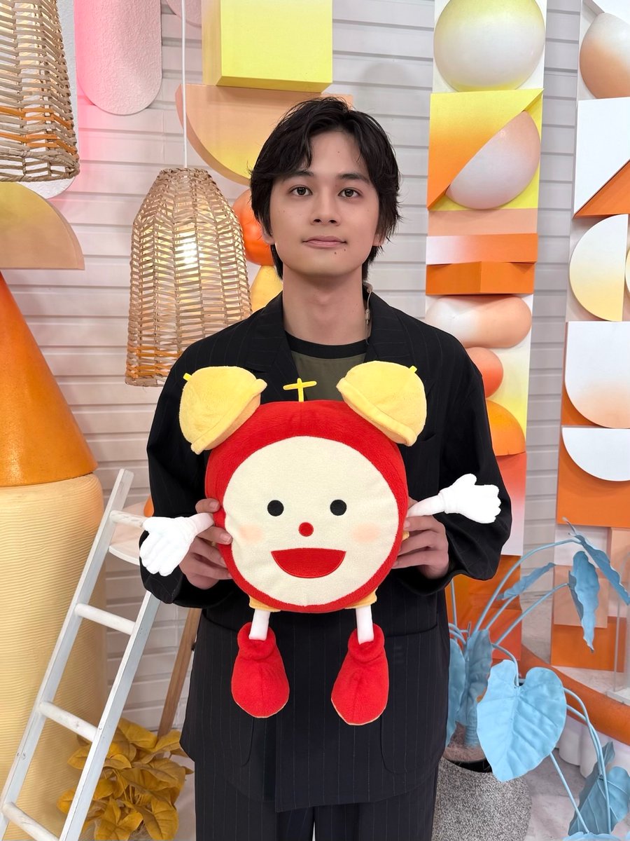 「めざましテレビ」📡
ありがとうございました🐟
めざましくん⏰とハイチーズ🤳🏻

お次は「ノンストップ！」へ🏁

#北村匠海
#さばうちゅ

･･････････････𓆜𓆝𓆞𓆟
░ 今夜9時スタート
░ 「サバ缶、宇宙へ行く」
░ fujitv.co.jp/sabauchu