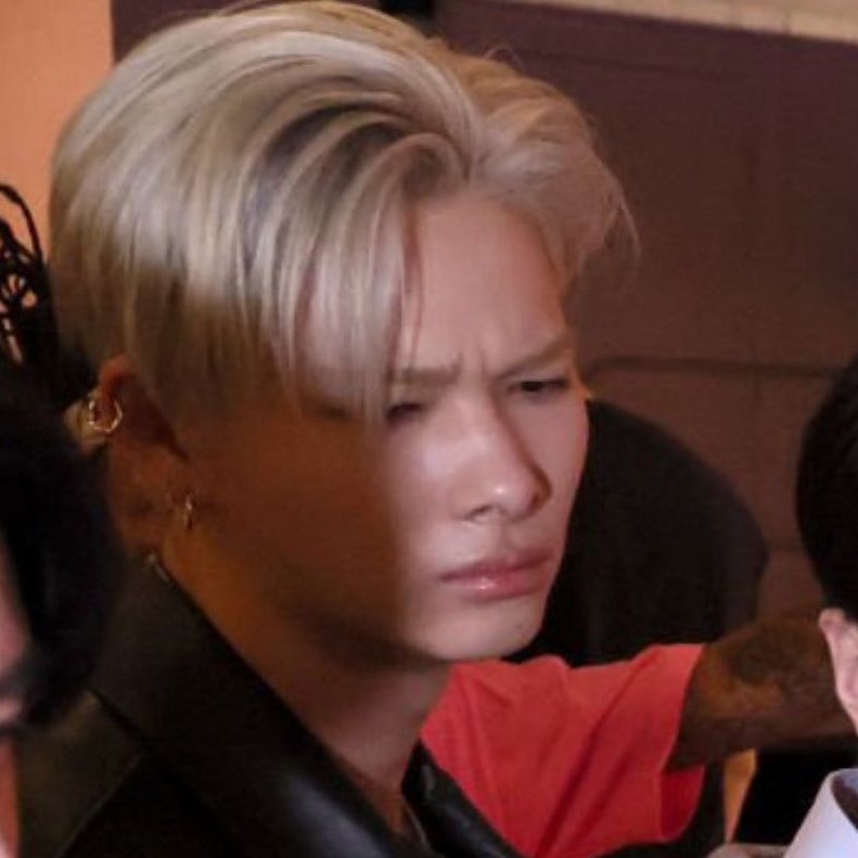 ENHYPEN IS 7 tweet media