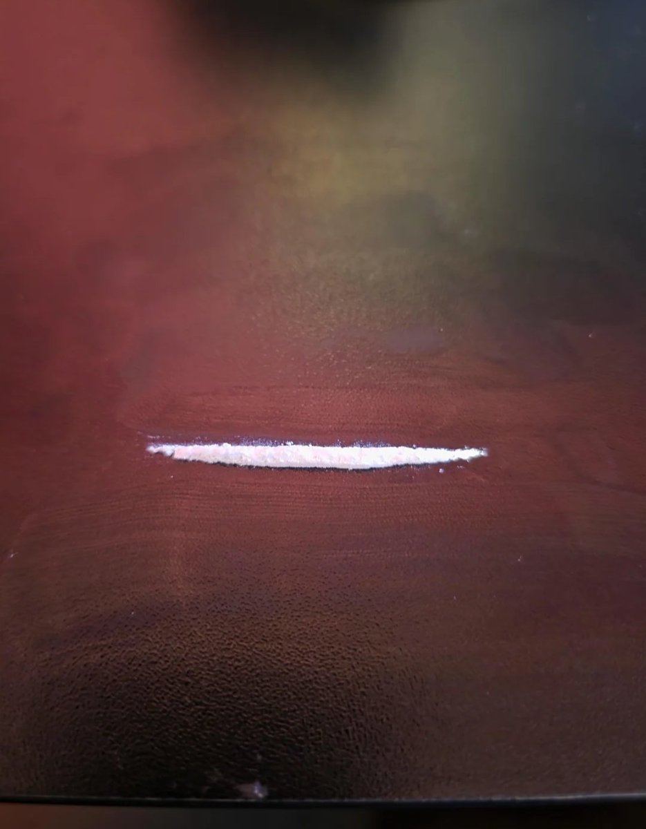 Running Late tweet media