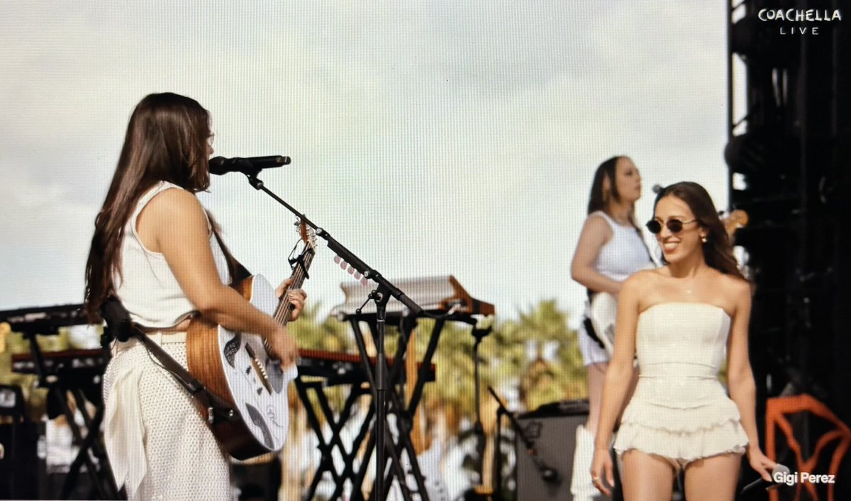 gigi perez updates tweet media