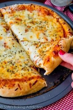 BJacotey's tweet photo. #pizza #delicious https://t.co/G4rIaad0A9