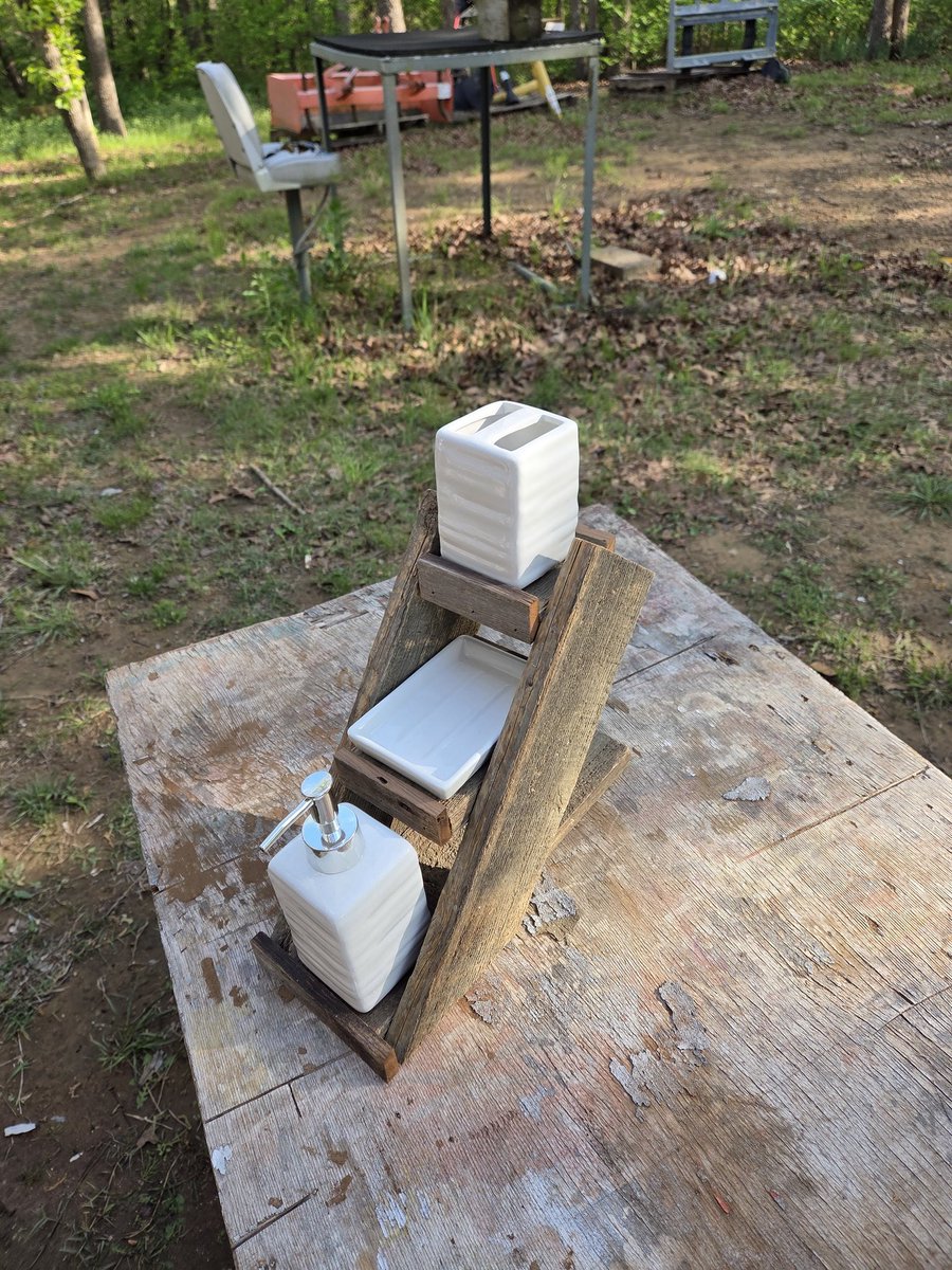 D_E_512882's tweet image. Sometimes I build things...
#recycle #reclaimedwood #recycled #wood