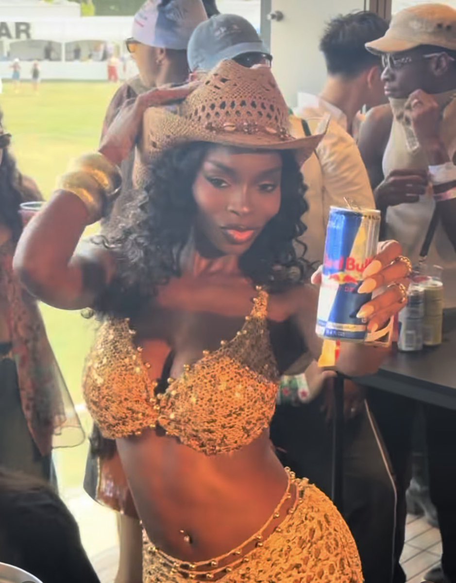 Olandria Network tweet media