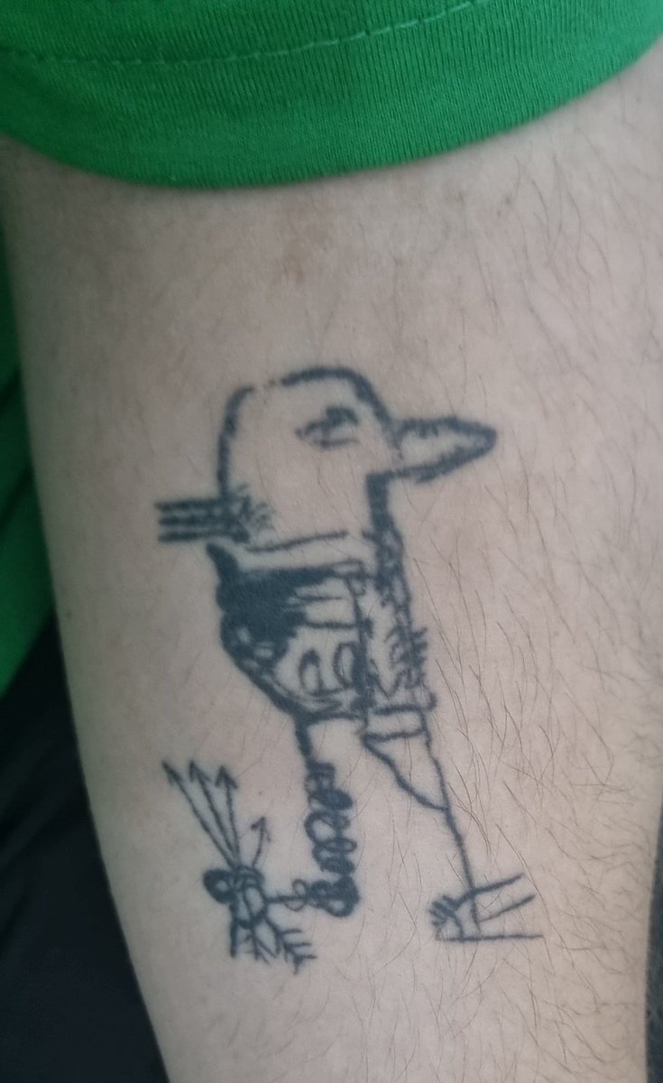 solidãoProfundaGames tweet media