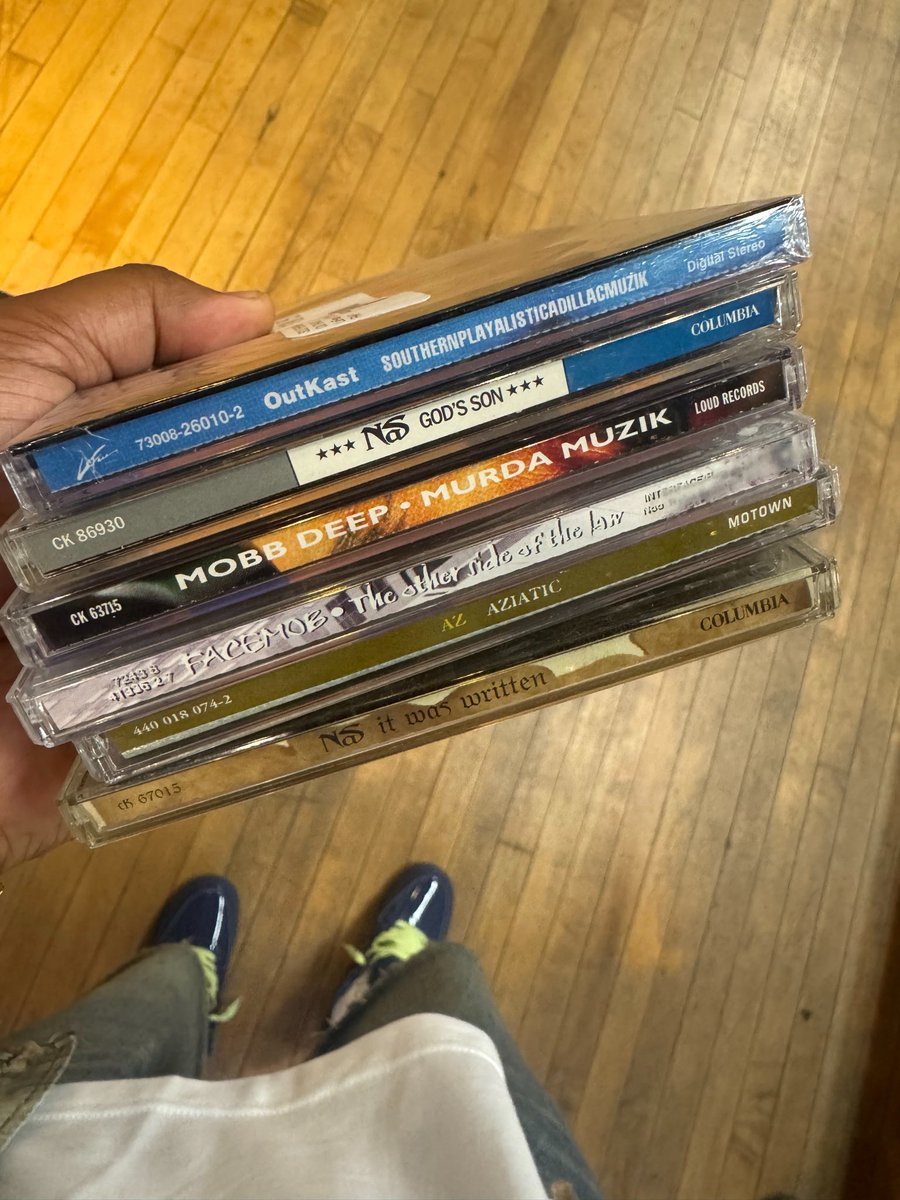 The King of Living. tweet media