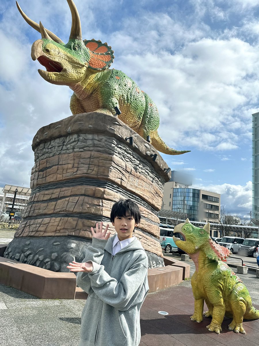 芹川 壽都（ひさと）🦖🍜男子中学生ミスターコン tweet media