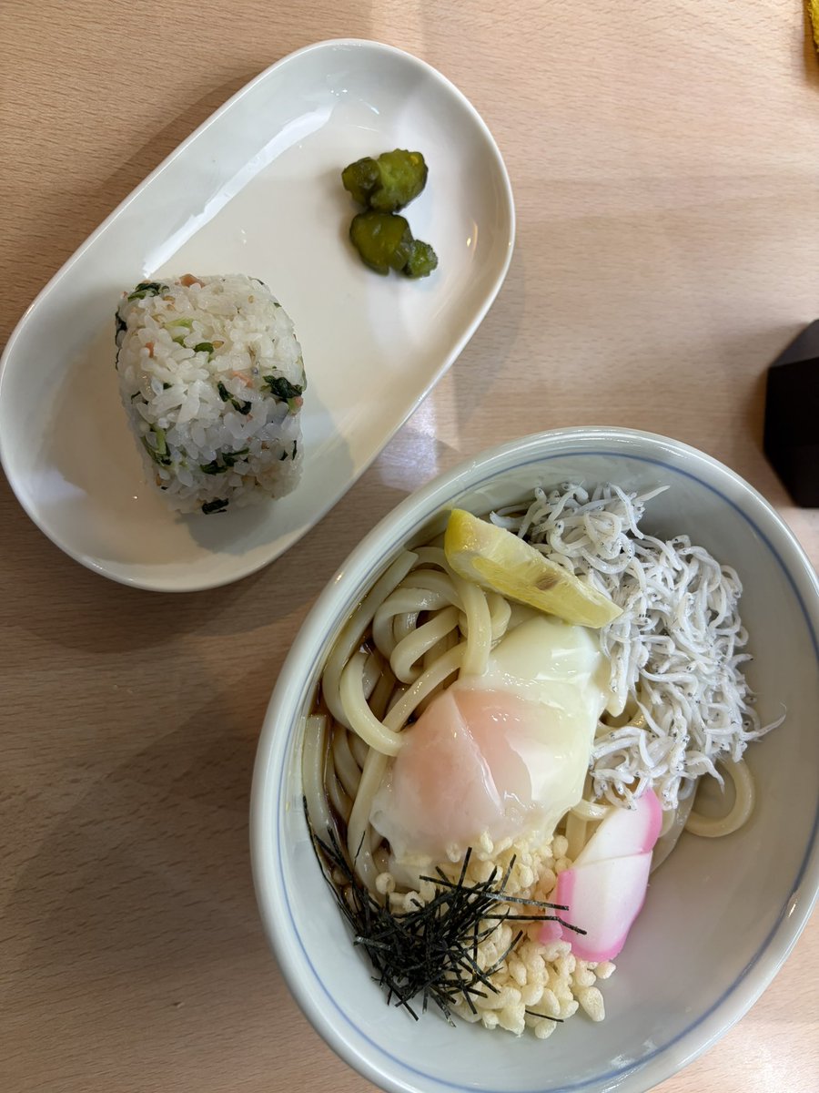 いぶにぃ☕ ( '-' 🍵 )【smokingCAFE team Calix/『K』/ハゲの一族】 tweet media