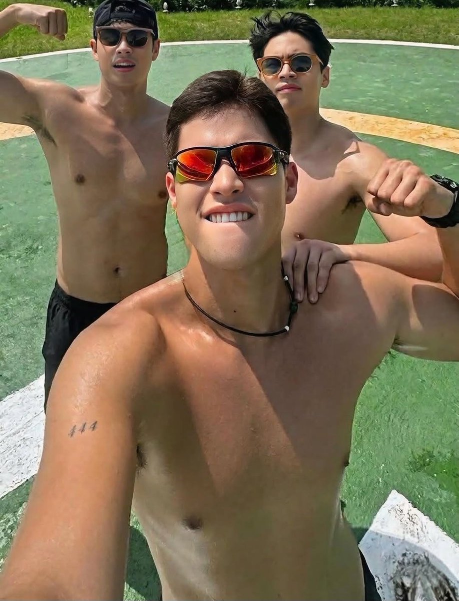 Hotstudspinoys tweet media