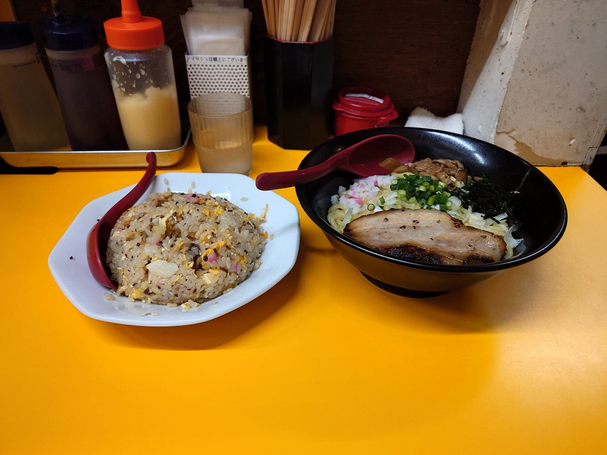 egg_kizuna's tweet photo. イかれてる認定もらった大友祭り👍👍
美味でした！
#大友食堂 https://t.co/sCEHmO3MFk