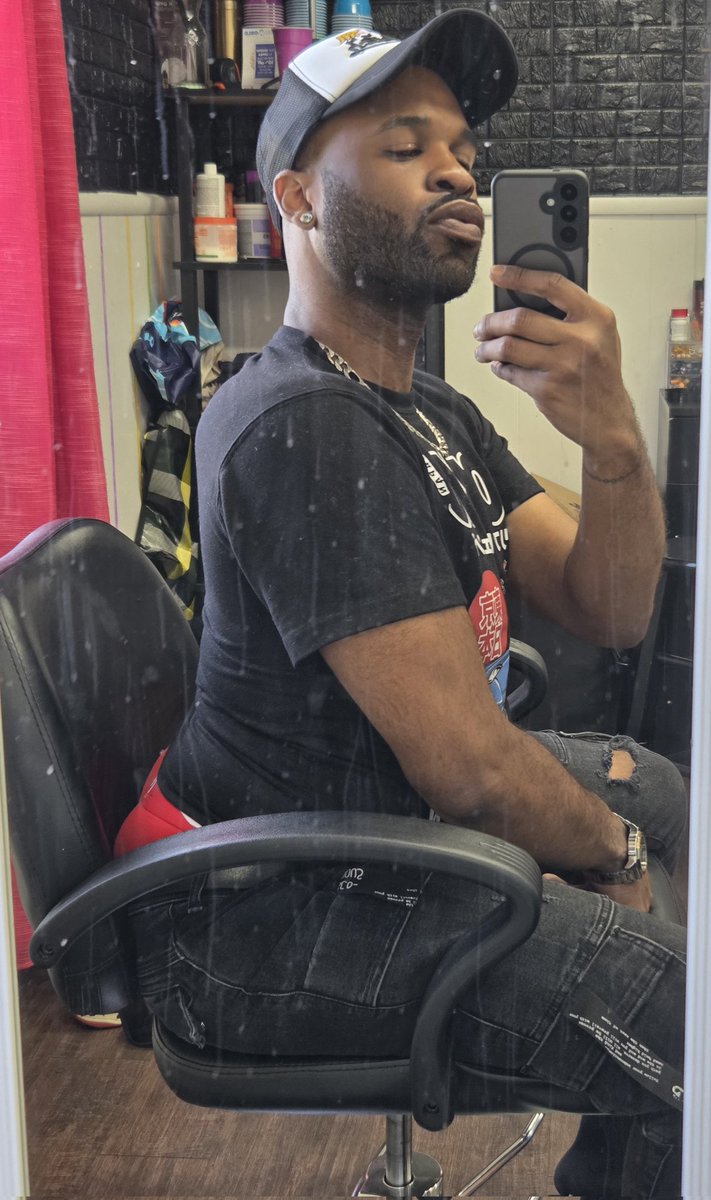 GhettoRella00's tweet image. I really need to clean this shop mirror #dmv #dmvfreaks