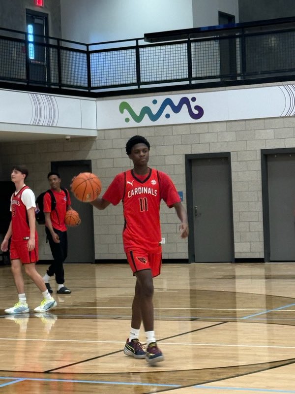 RoderickClark17's tweet photo. Keep grinding son https://t.co/tSZ96oqKo1