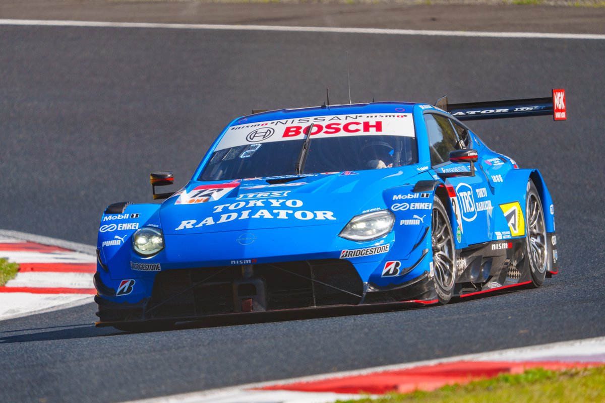 のまくろ tweet media