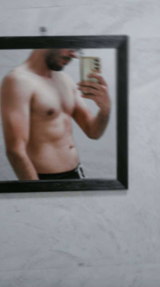 The_splendababy's tweet photo. Bueno algo se ha logrado en el Crossfit 🤣 https://t.co/Y4EwI3OjxQ