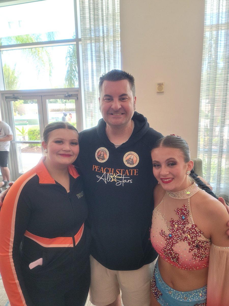 benmoore247's tweet photo. Absolutely nothing better than seeing your kids win big
#NationalChamps
#DanceDad
#CoachsHusband
#PeachState https://t.co/lQEPojUQal