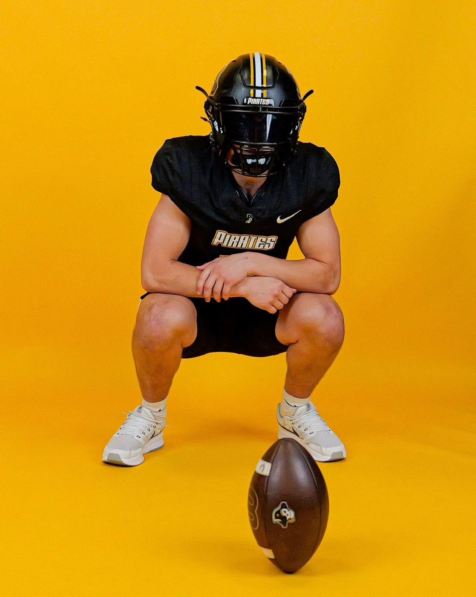 Very grateful to announce that I have received an offer from <a href="/SUPiratesFB/">Southwestern FB</a> !

Thank you <a href="/CoachYoung_7/">Andrew Young</a> and <a href="/coach_kriesel/">Coach Bill Kriesel</a> for the great campus visit and the opportunity. I look forward to the future! 
<a href="/ChrisDudley40/">Coach Dudley</a> <a href="/CRFB_Recruiting/">CRHS Football Recruiting</a> <a href="/cincofb/">Cinco Ranch Football</a>
