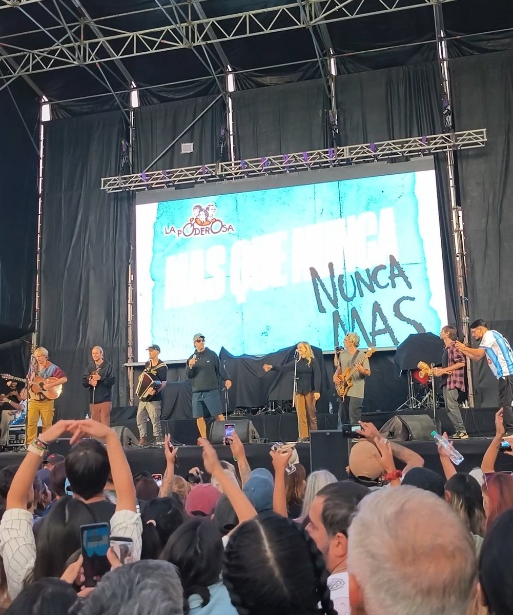 cami colantoni tweet media