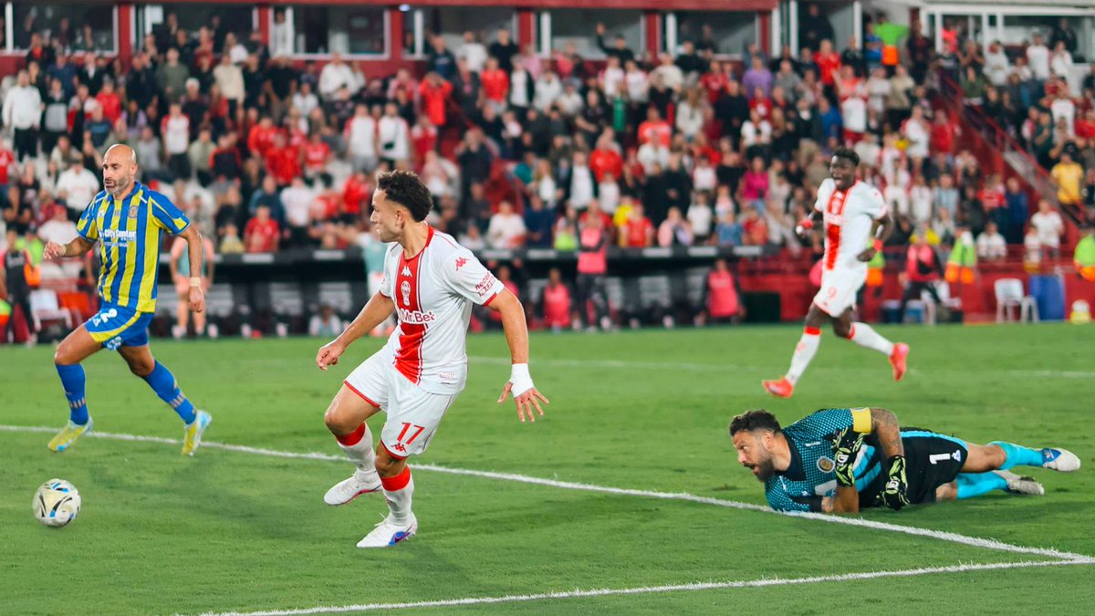 CA Huracán tweet media